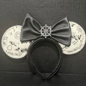Steamboat Willie Minnie Ear Headband Disney Parks Loungefly  EUC